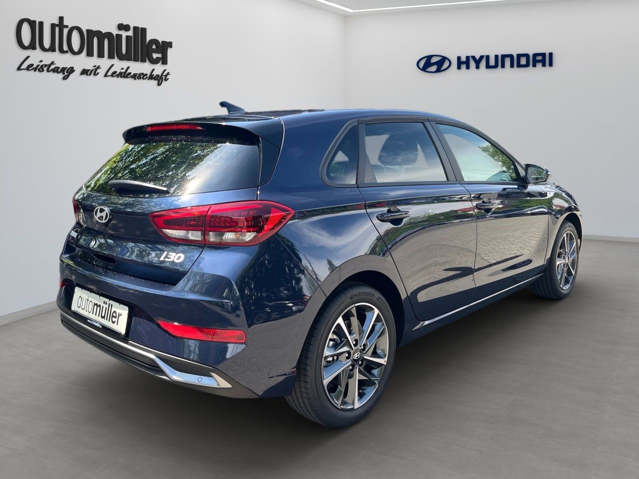 Fahrzeugabbildung Hyundai i30 TREND 2xKlima AUT DynLicht Kam. KlimaA LED
