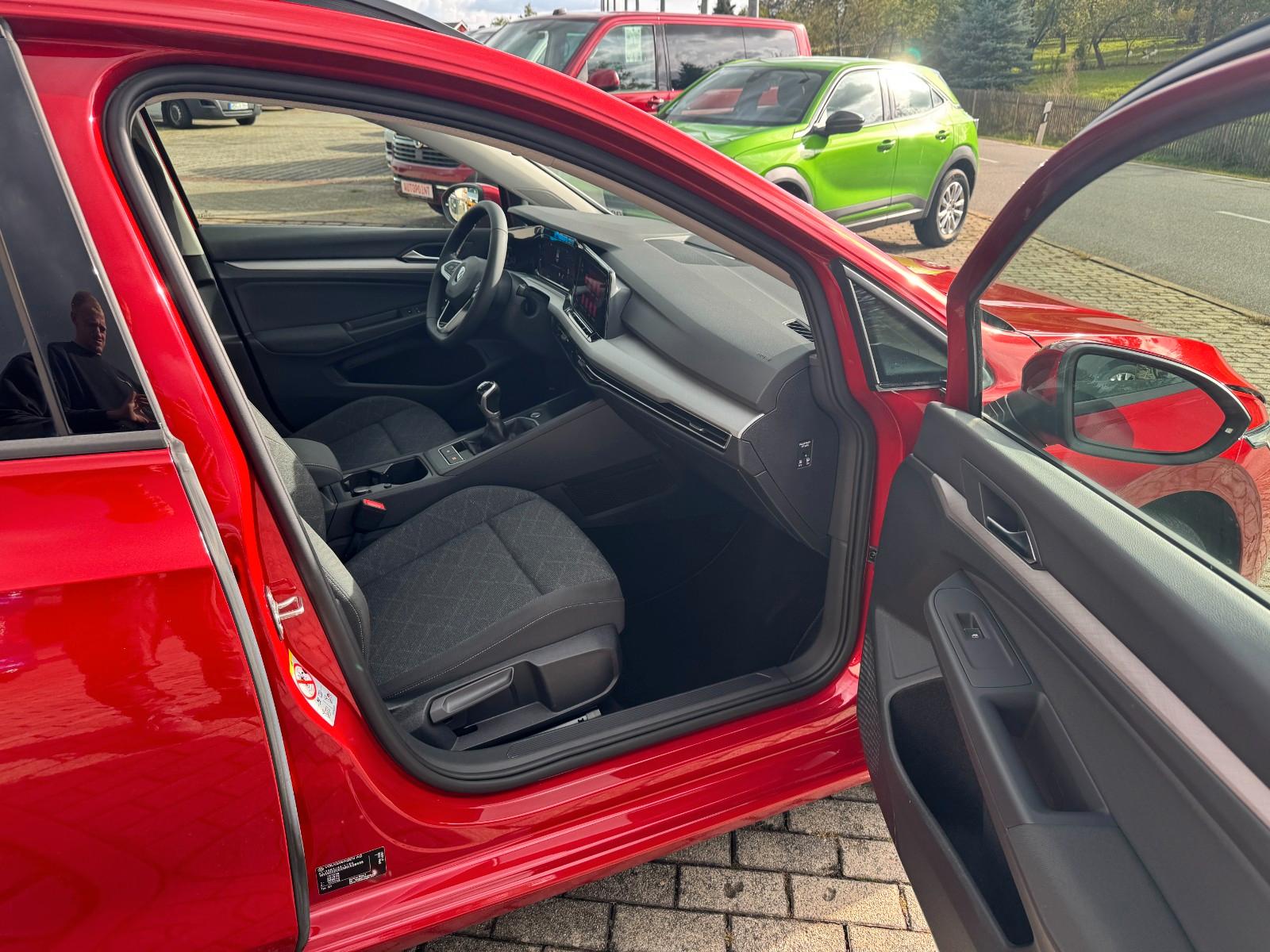 Volkswagen Golf VIII Variant Life, миниатюра 15