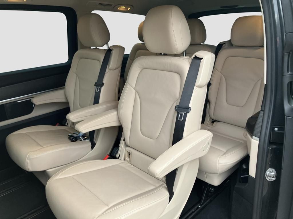 Fahrzeugabbildung Mercedes-Benz V 300 d 4MATIC AVANTGARDE EDITION Lang AHK*Leder