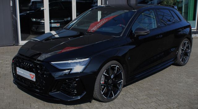 Audi RS3  Sportback 294KW Keramikpaket 290 KM/H