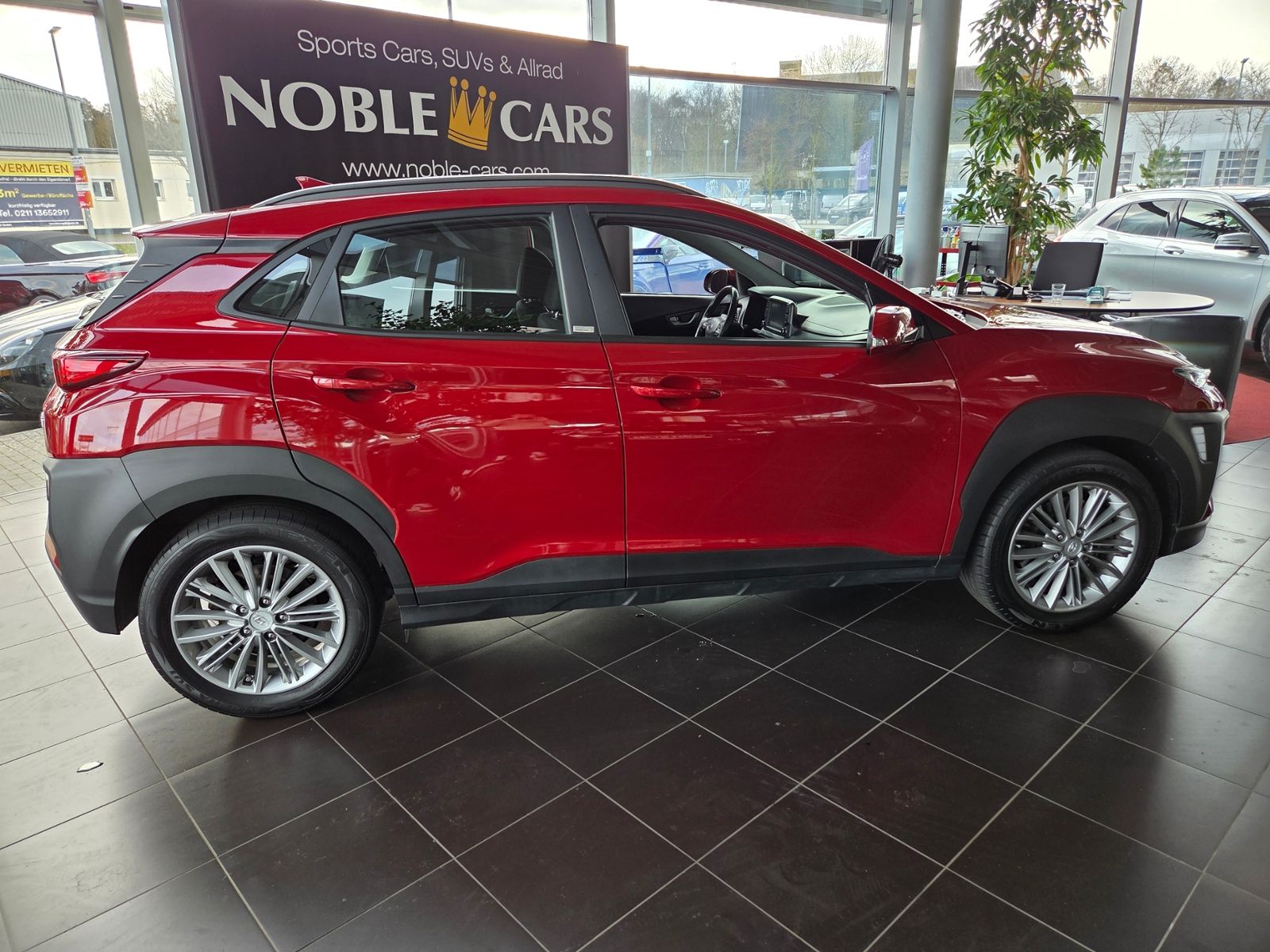 Fahrzeugabbildung Hyundai KONA Trend 1.6 T-GDI 2WD NAVI SHZ LKHZ RFK