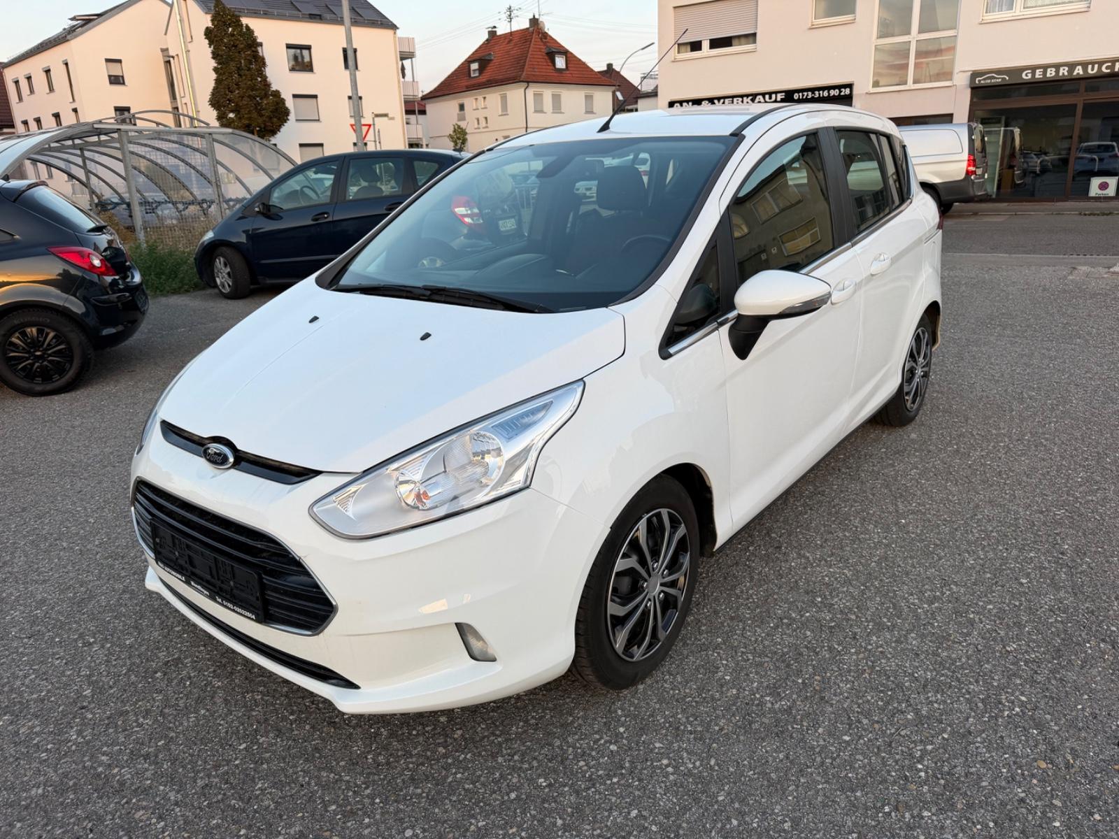 Ford B-MAX 2012 — rear view