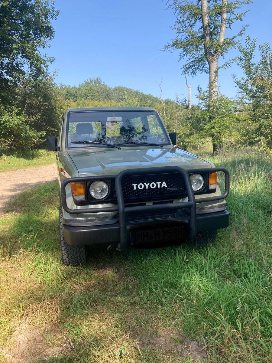 Toyota Land Cruiser