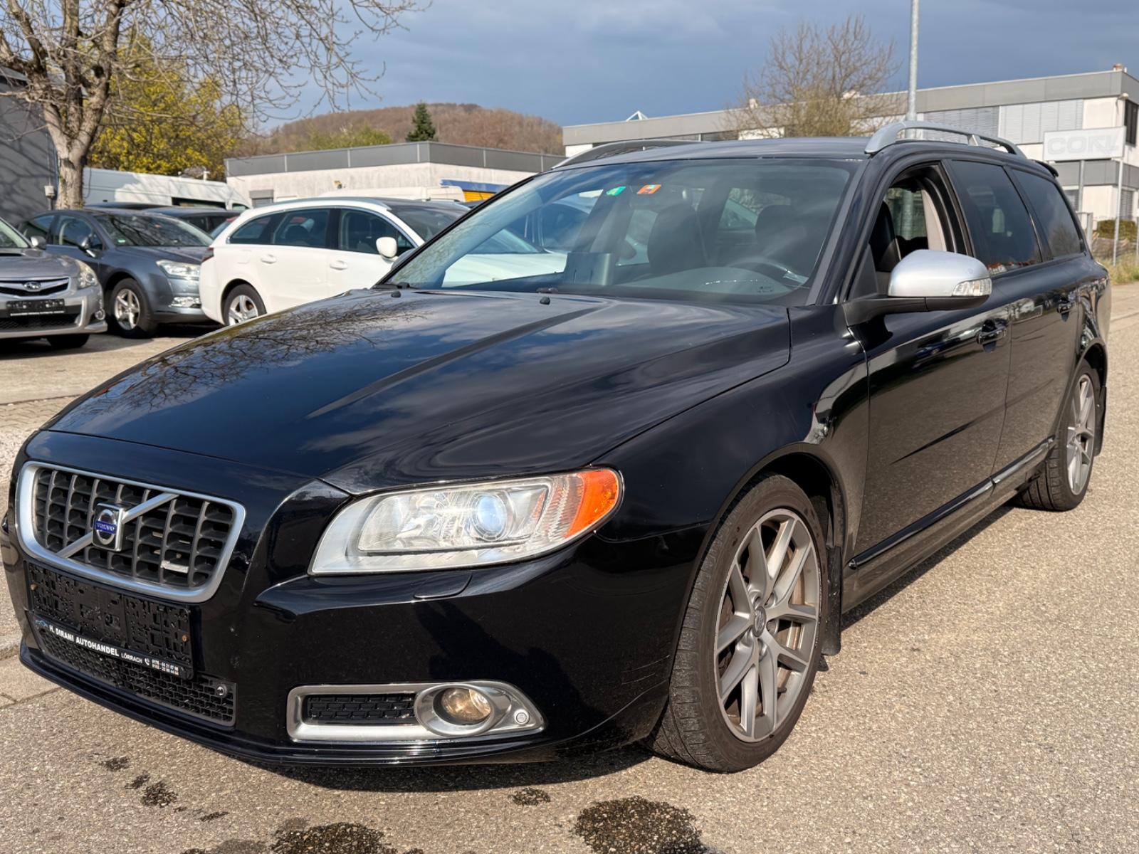 Volvo V70 2.4 AWD R-DESIGN TÜV