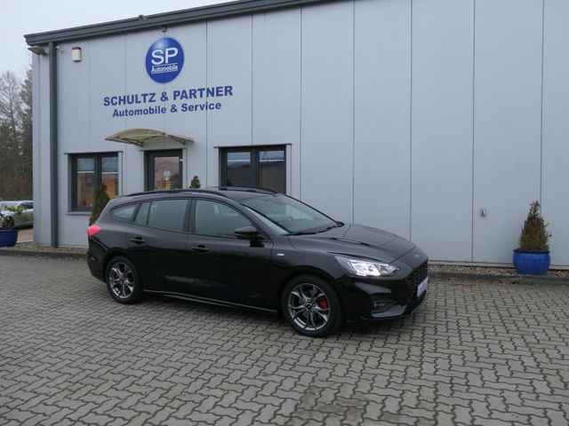 Ford Focus Turnier ST-Line // 1. Hd., Scheckh., Navi,