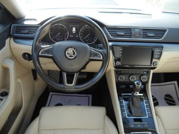 Skoda Superb - 11