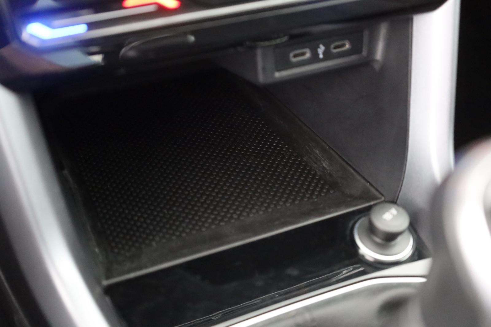 Volkswagen T-Cross 1.0 TSI Active Navi ACC Sitzheizung PDC, миниатюра 13
