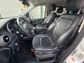 Mercedes V 250 - 8