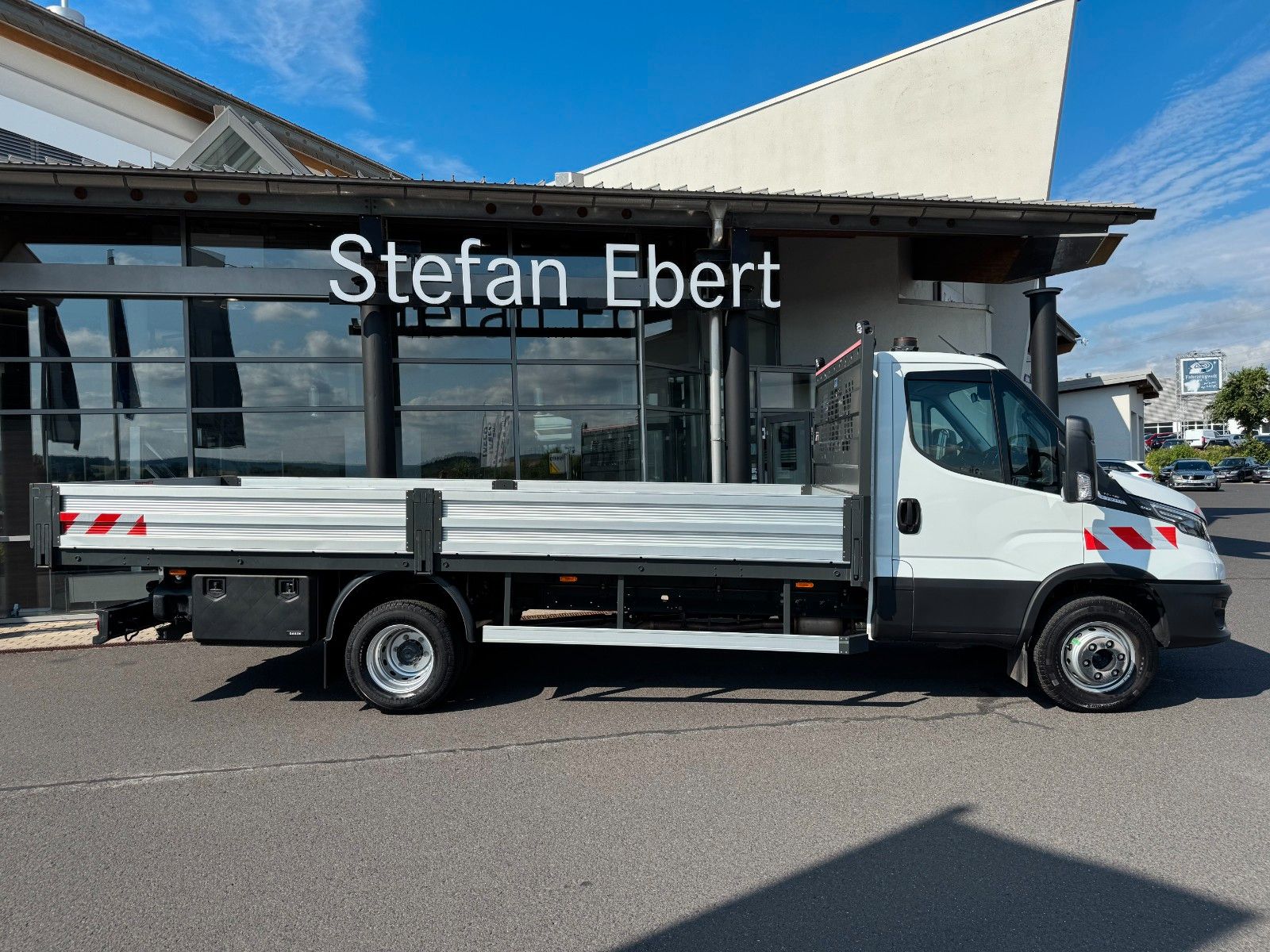 Fahrzeugabbildung Iveco Daily 70C18 HA8 3.0L A8 *R.4.350mm*Automatik*AHK