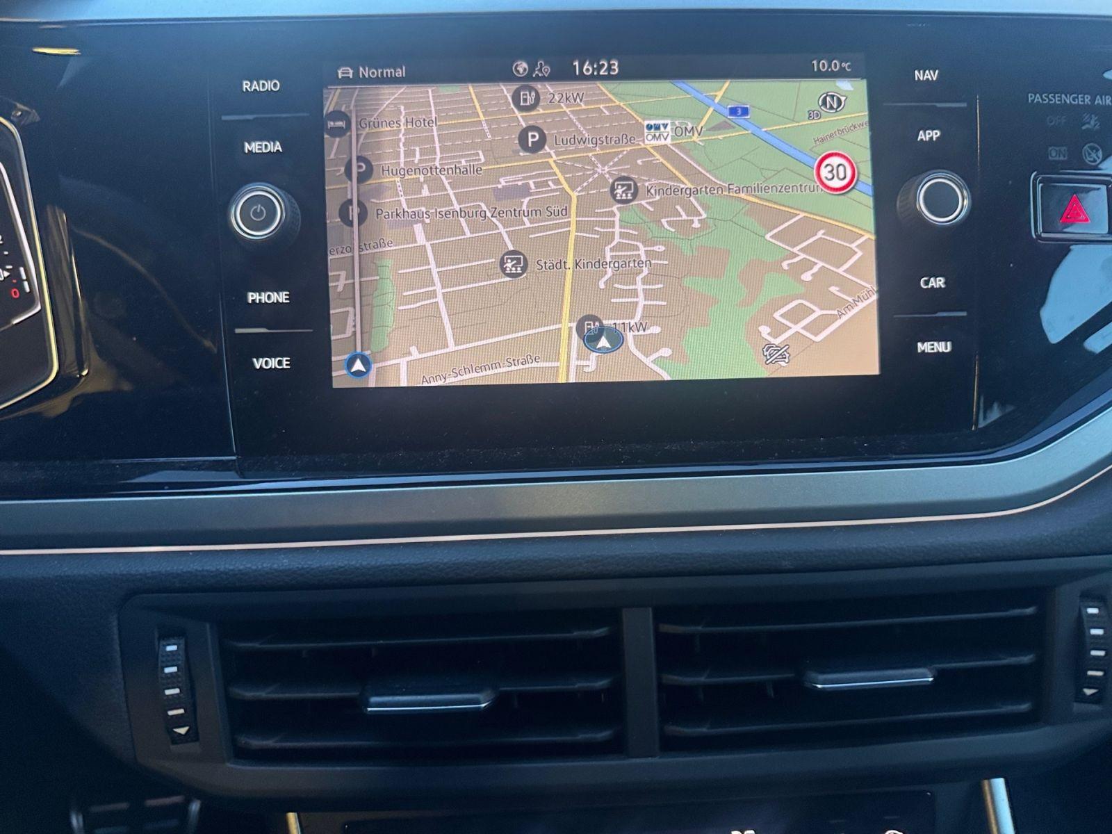 Volkswagen Taigo Life 1,0 l TSI OPF DSG Navi IQ.Light PDC L, миниатюра 9