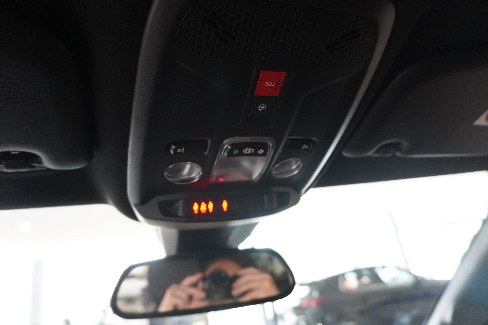 Fahrzeugabbildung Opel Mokka-e ULTIMATE 3-PHASIG NAVI/LED/KAMERA/DAB+