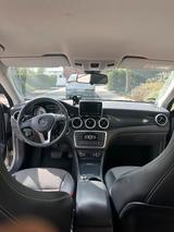Mercedes-Benz Mercedes Cla 220 - Mercedes-Benz CLA 220 in Duisburg