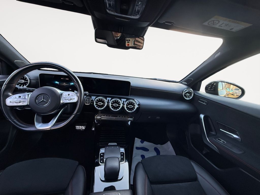 Fahrzeugabbildung Mercedes-Benz A 250 7G-DCT AMG Line