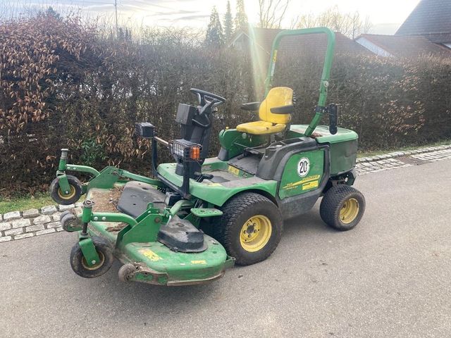 John Deere 1565 Frontmäher 38PS Bj. 12 Allrad Diesel