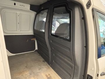 Volkswagen Caddy - 8