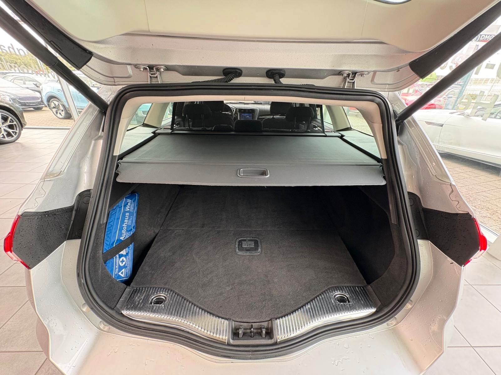 Fahrzeugabbildung Ford Mondeo Turnier Trend