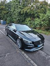 Mercedes-Benz CLA 45 AMG Shooting Brake CLA 45 AMG SPEEDSH...