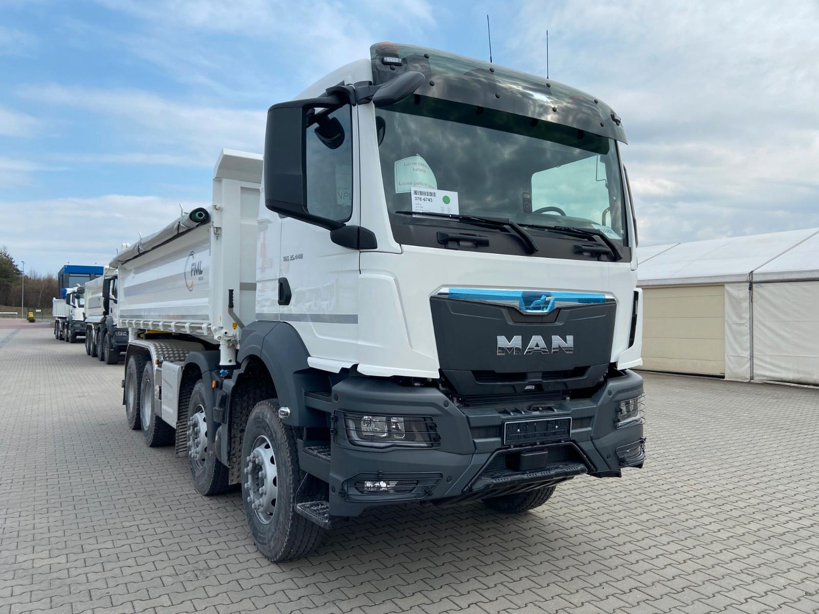 MAN TGS 35.440 8x4  FML  DREISEITENKIPPER 2026