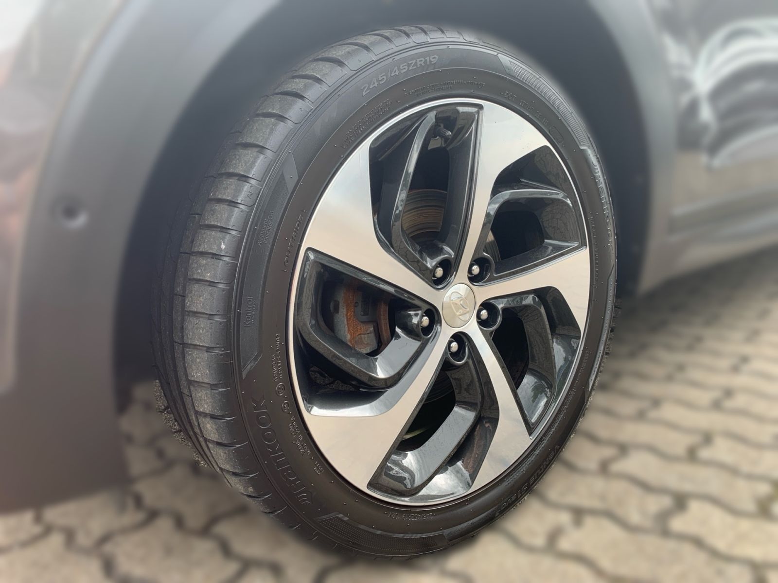 Fahrzeugabbildung Hyundai TUCSON 1.6 Turbo 7-DCT Premium 4WD Leder Pan.Dac