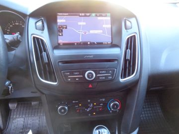 Ford Focus - 8