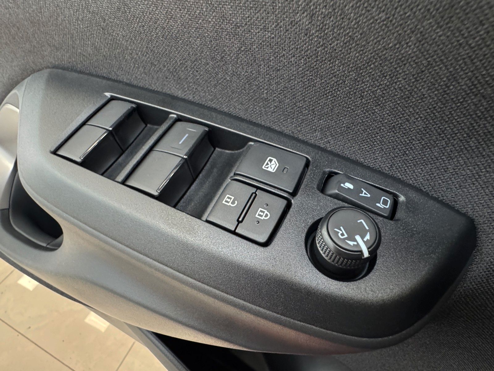 Mazda 2 Hybrid - Bild 34