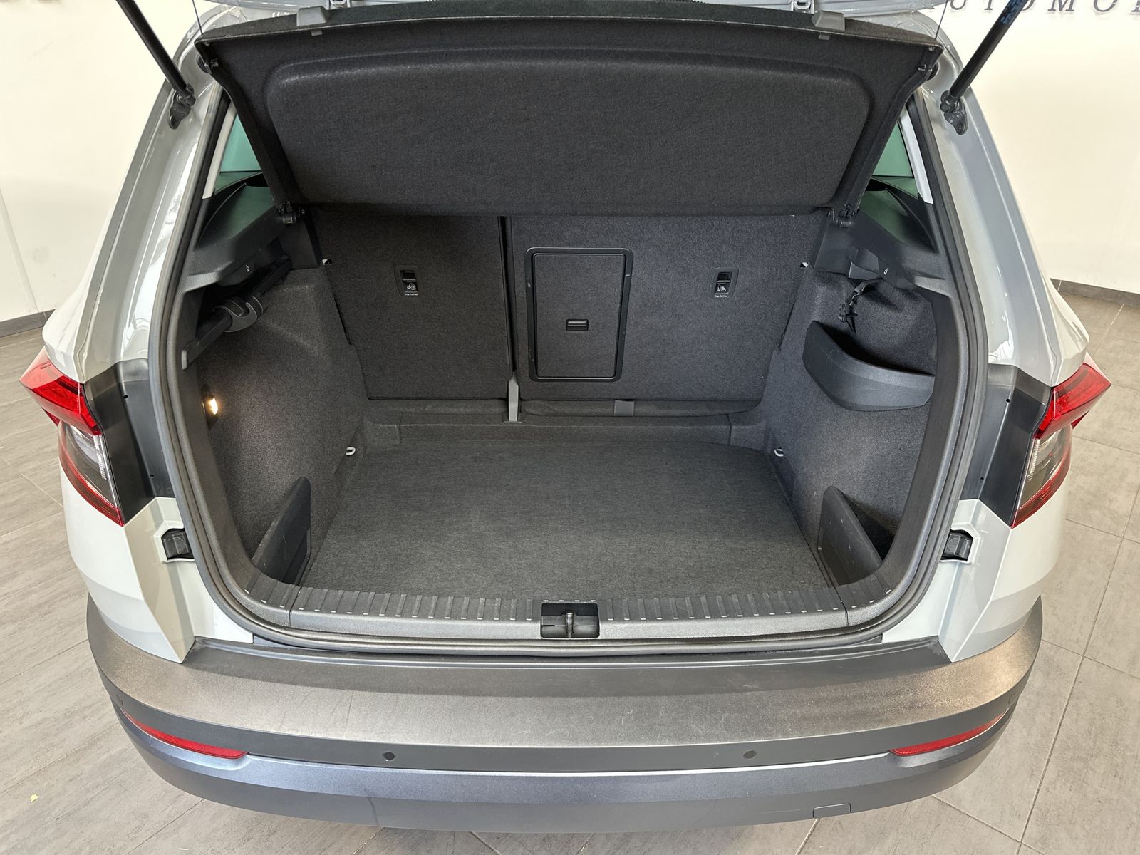 Fahrzeugabbildung SKODA Karoq 2.0 TDI Style SHZ+AHK+CARPLAY+EU6dT+18Zo+2