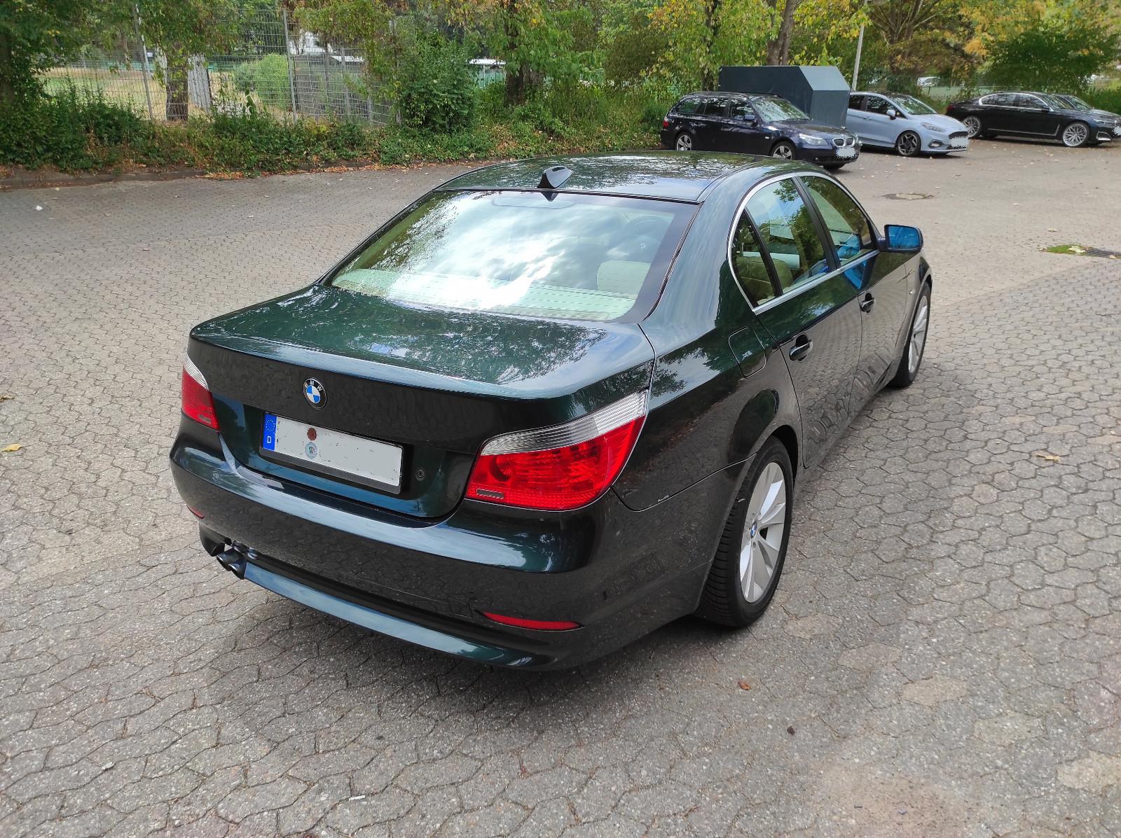 BMW 530i Automatik, E60 dunkelgrün mit beige