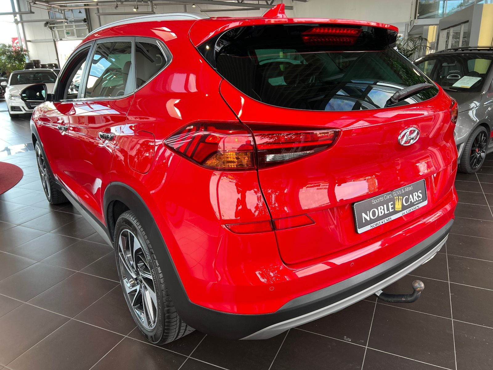 Fahrzeugabbildung Hyundai TUCSON Premium Mild-Hybrid 4WD AHK 360° LEDER