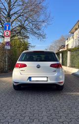 Volkswagen Golf 1.2 TSI 63kW BMT Comfortline Comfortline - Volkswagen Golf mit Benzin-Antrieb: 1.6
