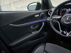 MERCEDES-BENZ E300 d 4Matic T-Modell Avantgarde Night MBUX AHK