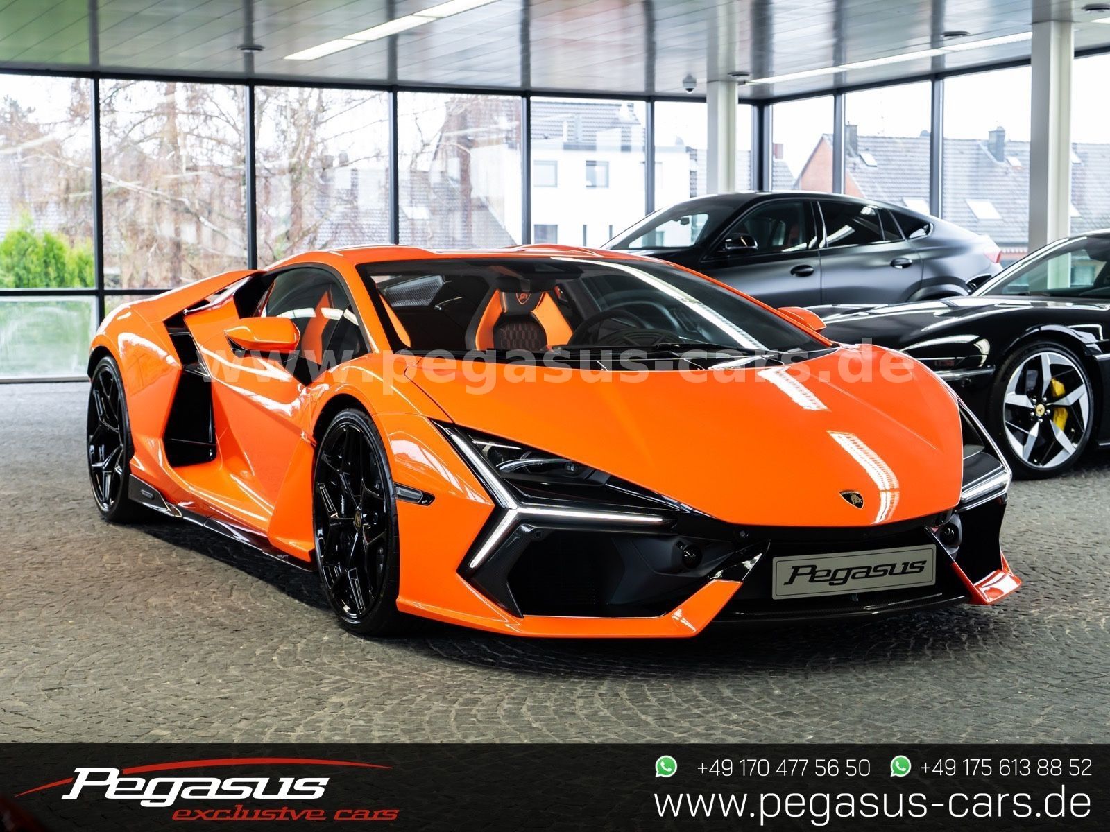 LAMBORGHINI Revuelto - 5