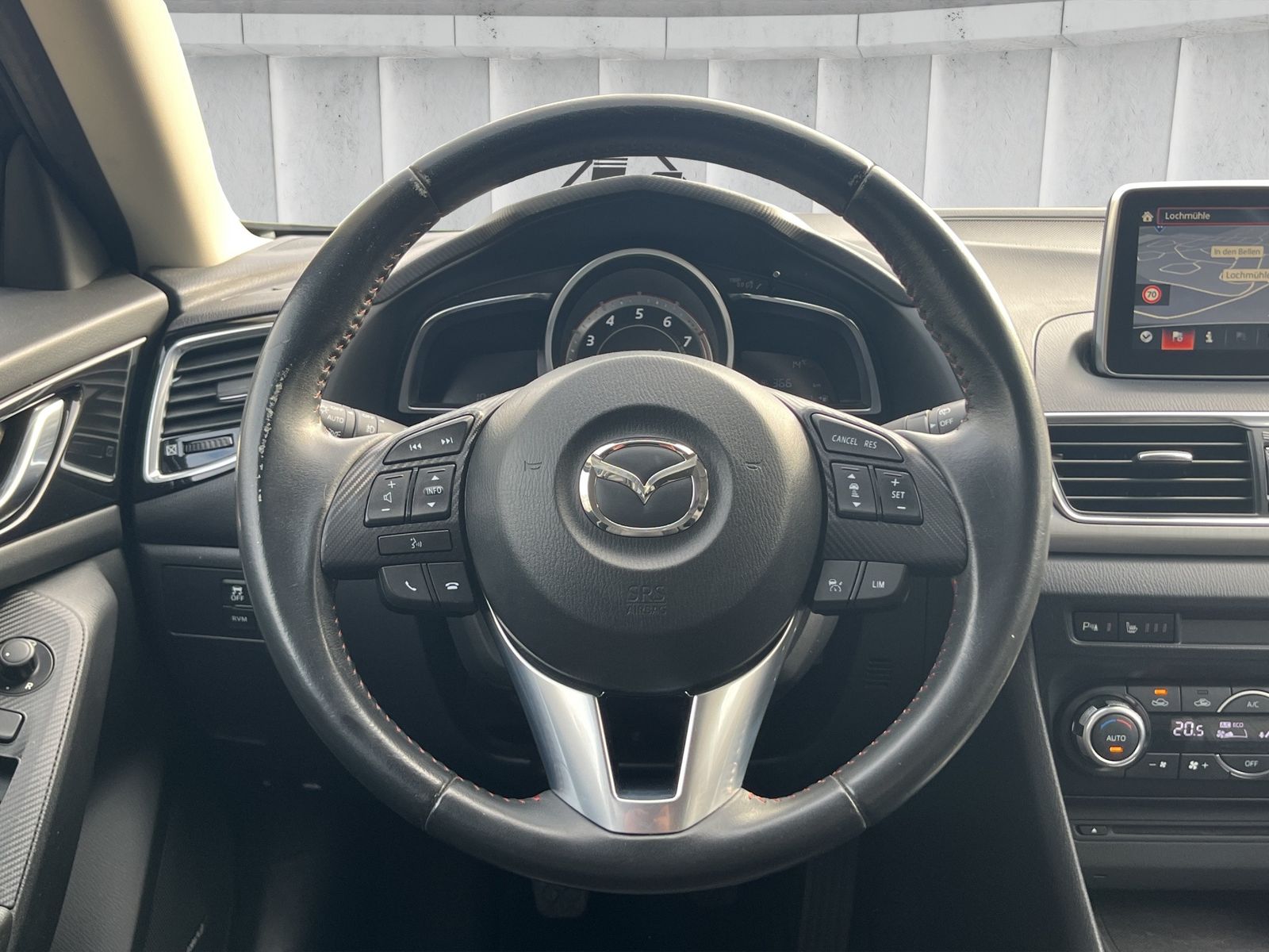 Fahrzeugabbildung Mazda 3 Sports-Line*SHZ*NAVI*XENON*HuD*
