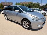 Mitsubishi Grandis 2.0 DI-D Intense,7 Sitze,AHK - Mitsubishi Grandis mit Diesel-Antrieb