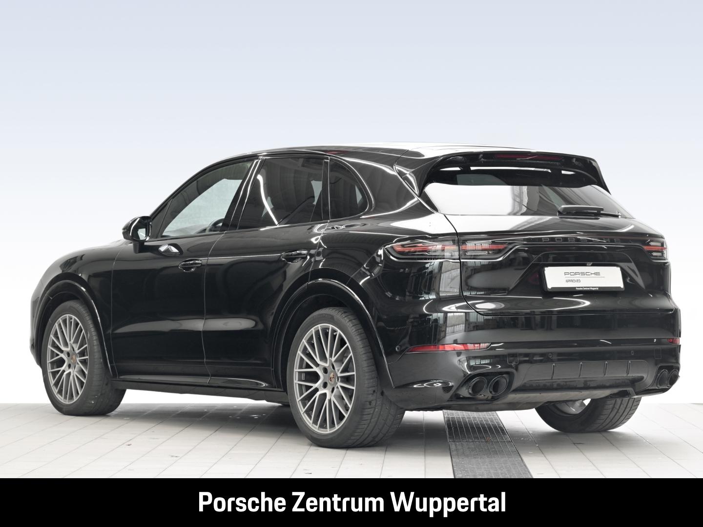 Porsche Cayenne Platinum Edition InnoDrive Soft-Close