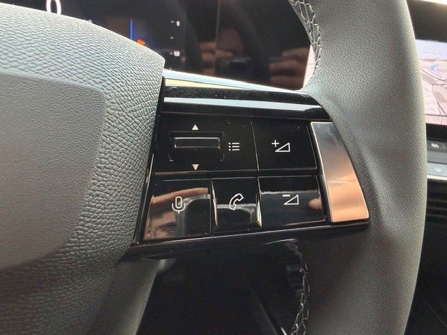 Fahrzeugabbildung Opel Astra L Edition 130PS Navi/Kamera/LED!