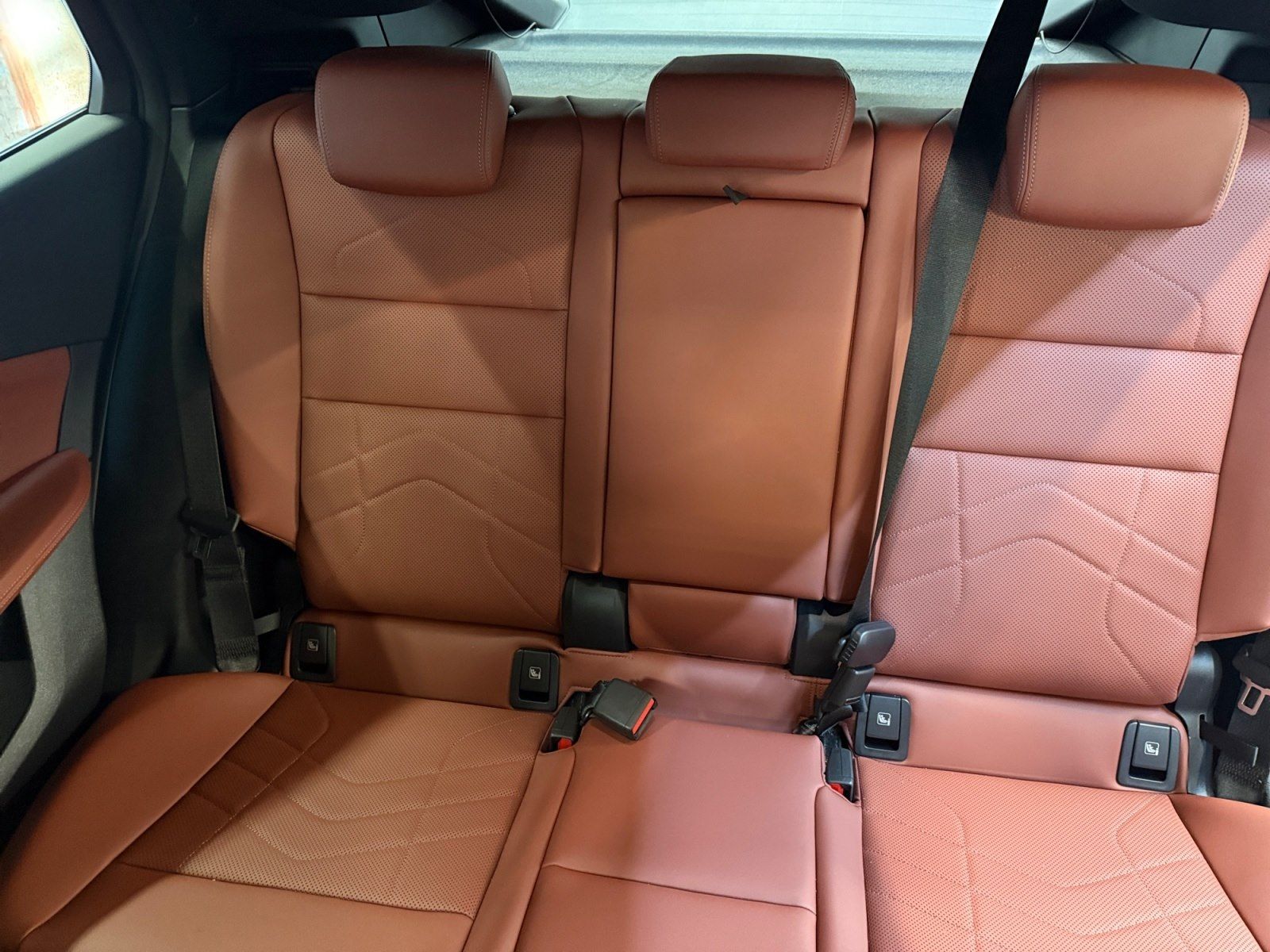 BMW iX2 - Bild 15