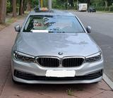 BMW 520d A - - silberne BMW 520