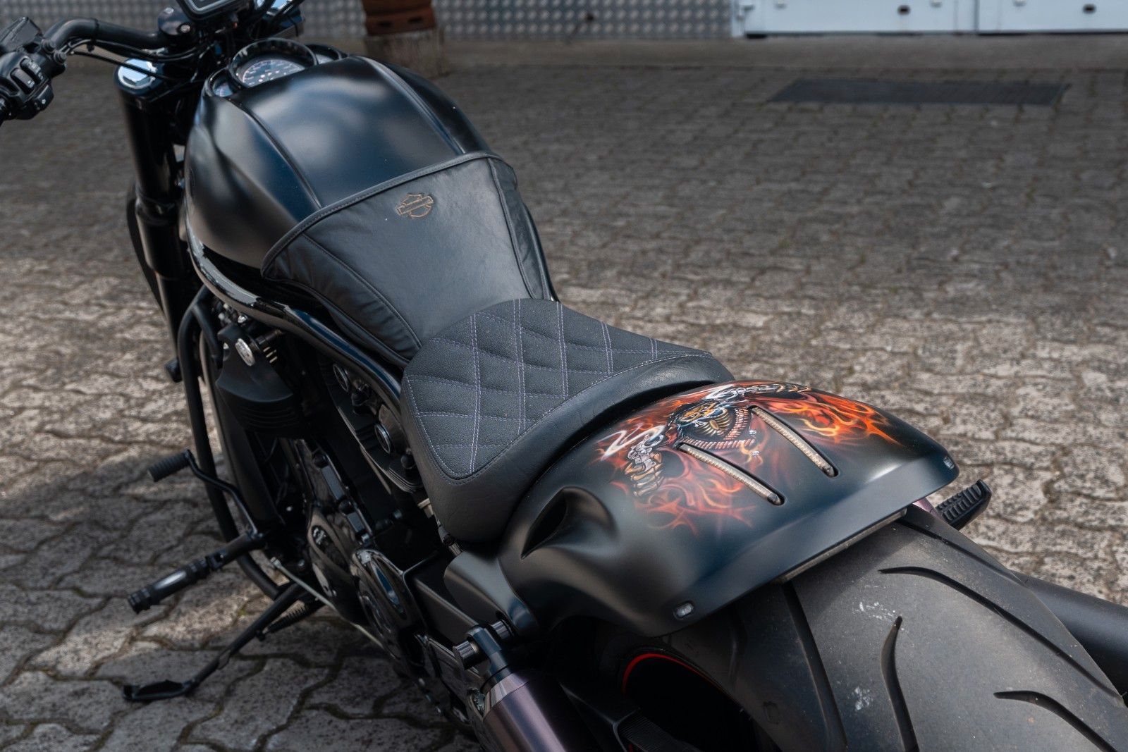 Fahrzeugabbildung Harley-Davidson VRSCDX Night Rod Special - Jekill&Hyde-Heckumbau