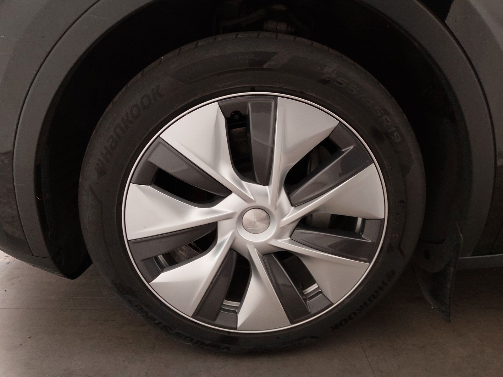 Tesla Model Y Long Range AWD Leder Navi LED Pano RFK foto 8