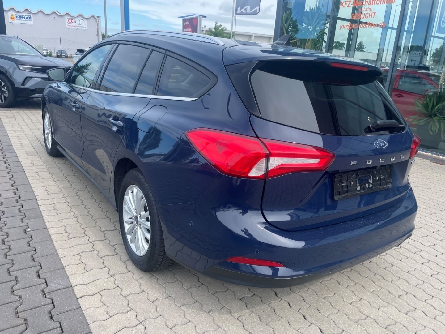 Fahrzeugabbildung Ford Focus Turnier Titanium X Kamera elek. AHK LED