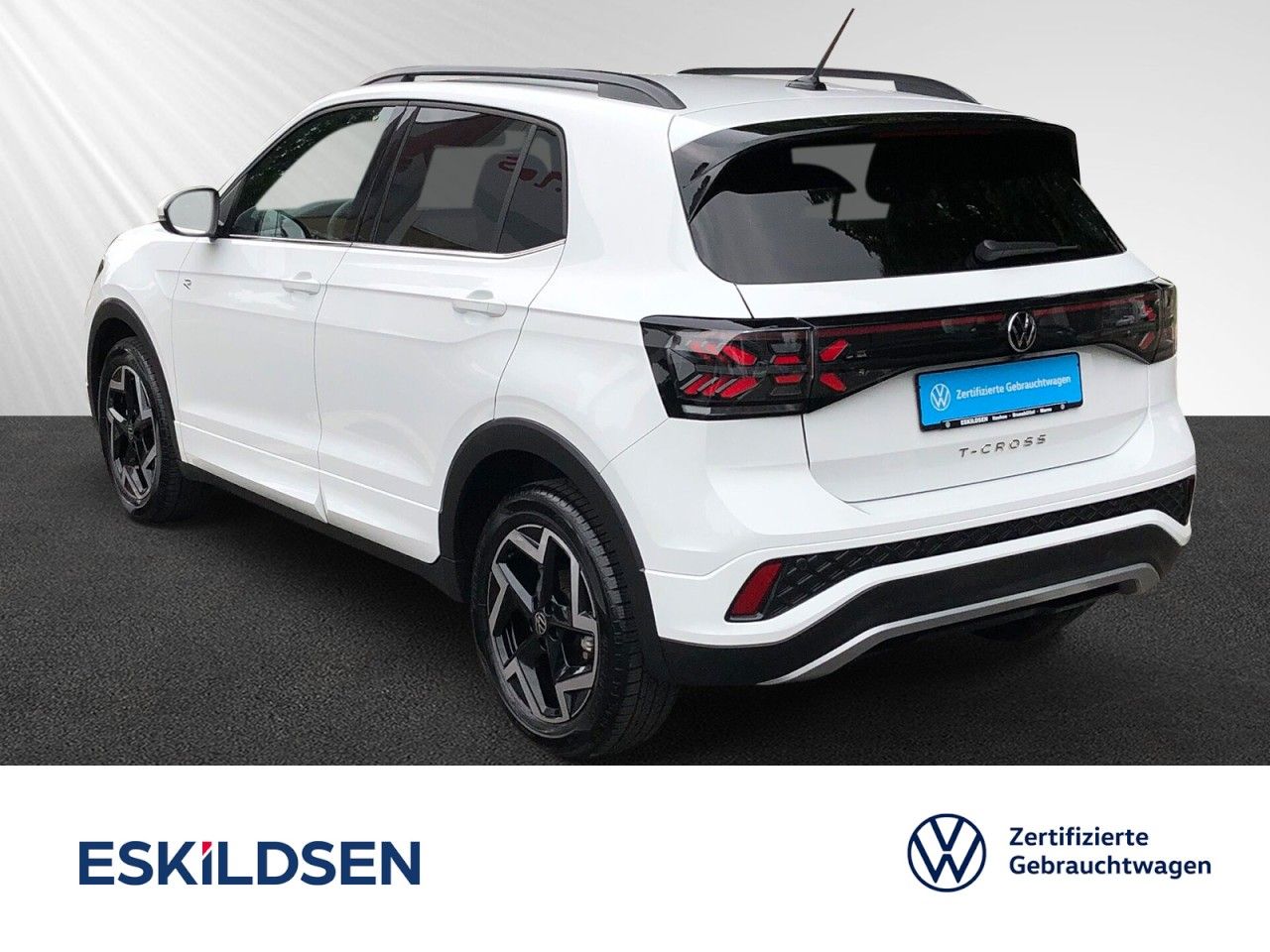 Volkswagen T-Cross R-Line 1.0 TSI DSG AHK ACC NAVI MATRIX foto 2