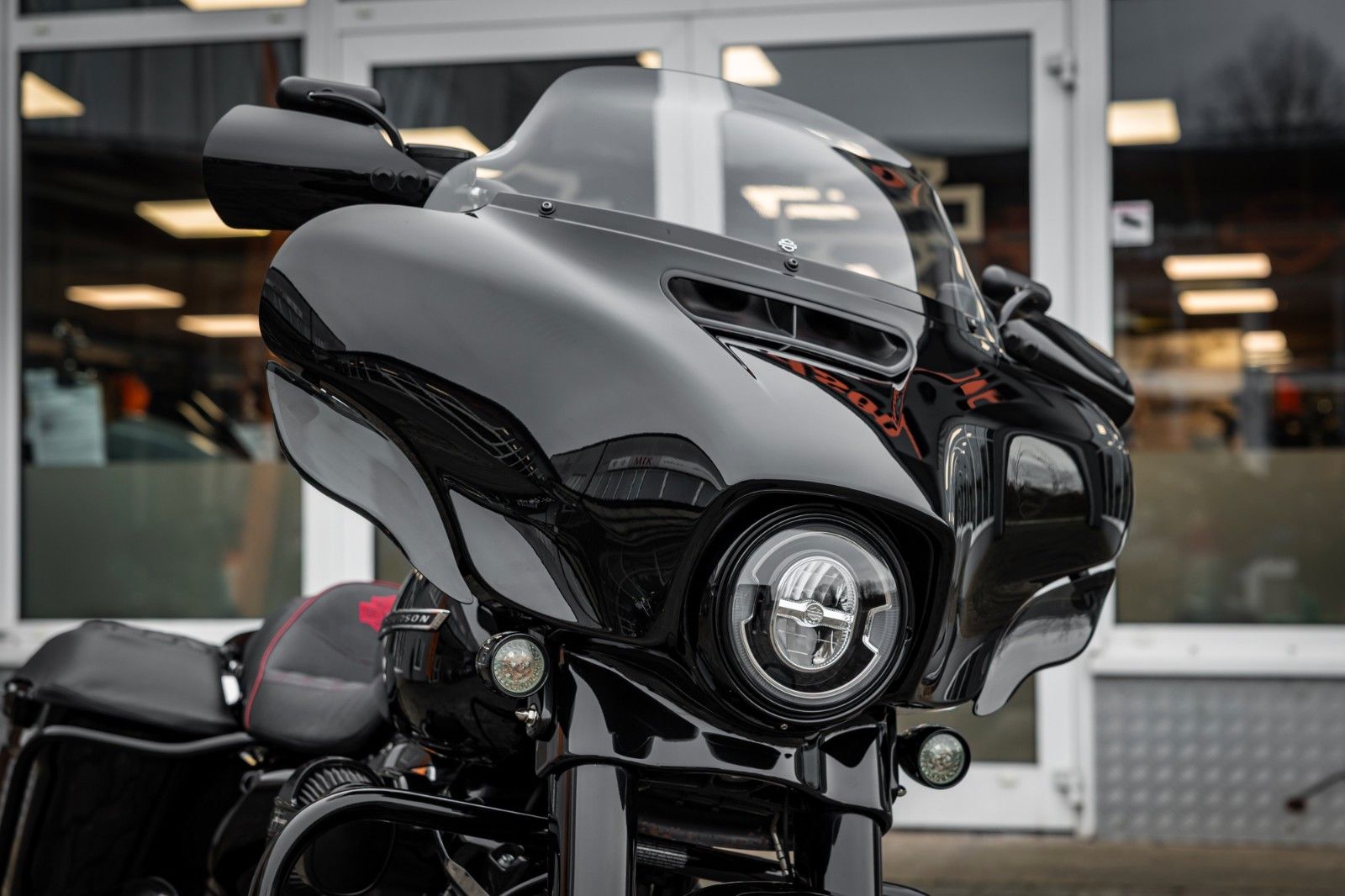Fahrzeugabbildung Harley-Davidson FLHXS Street Glide 114 cui - Jekill & Hyde -