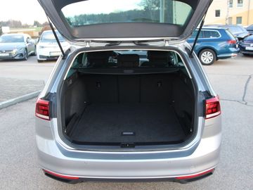 Volkswagen Passat Variant 1.5 TSI Conceptline KLIMA LED