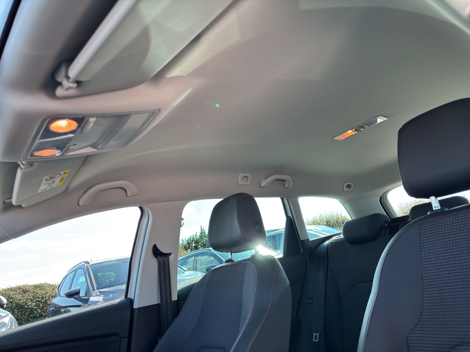 Fahrzeugabbildung SEAT Leon ST FR 1.5 TSI LED RFK Keyless SH