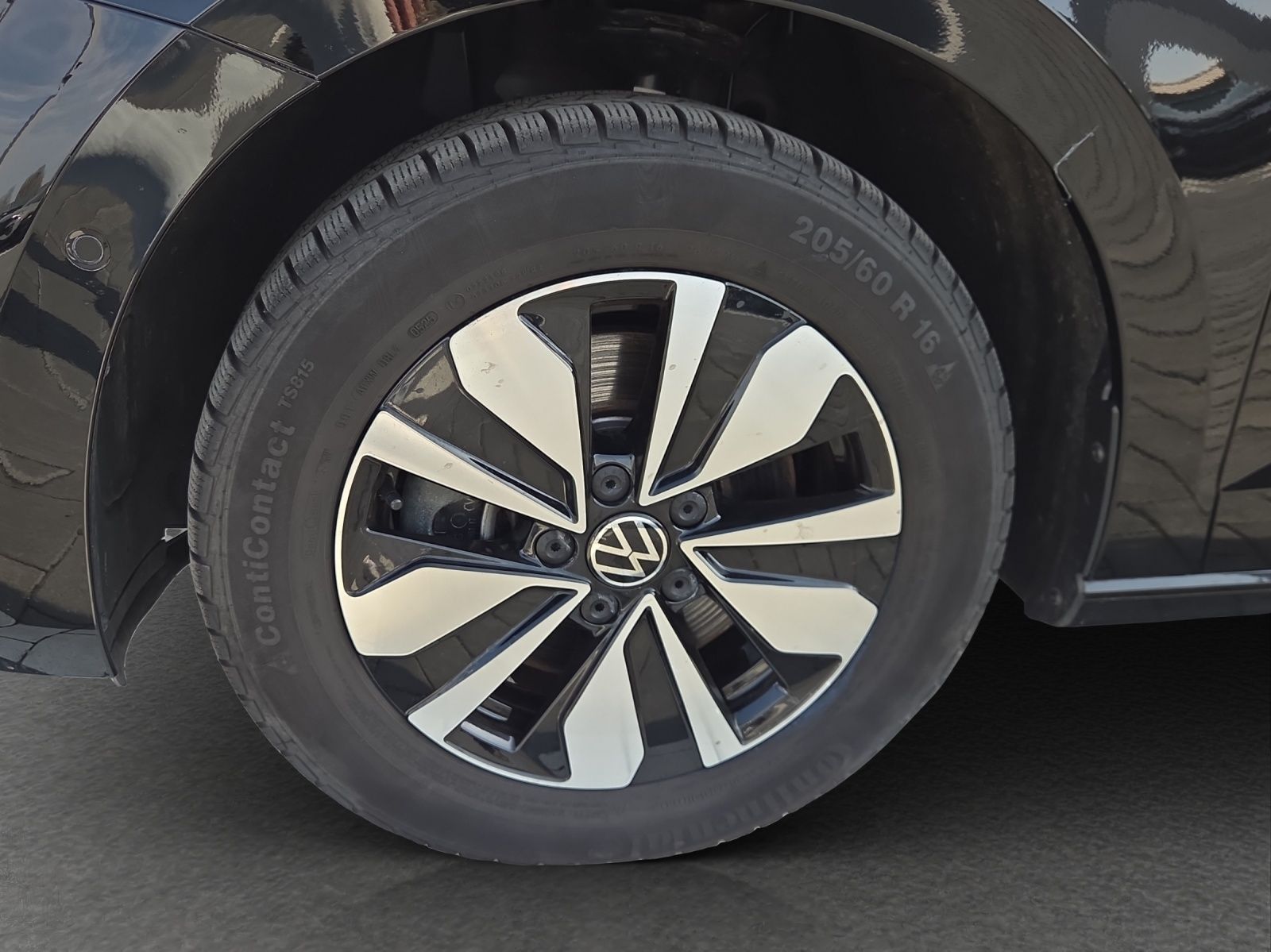 Volkswagen Touran - Bild 16