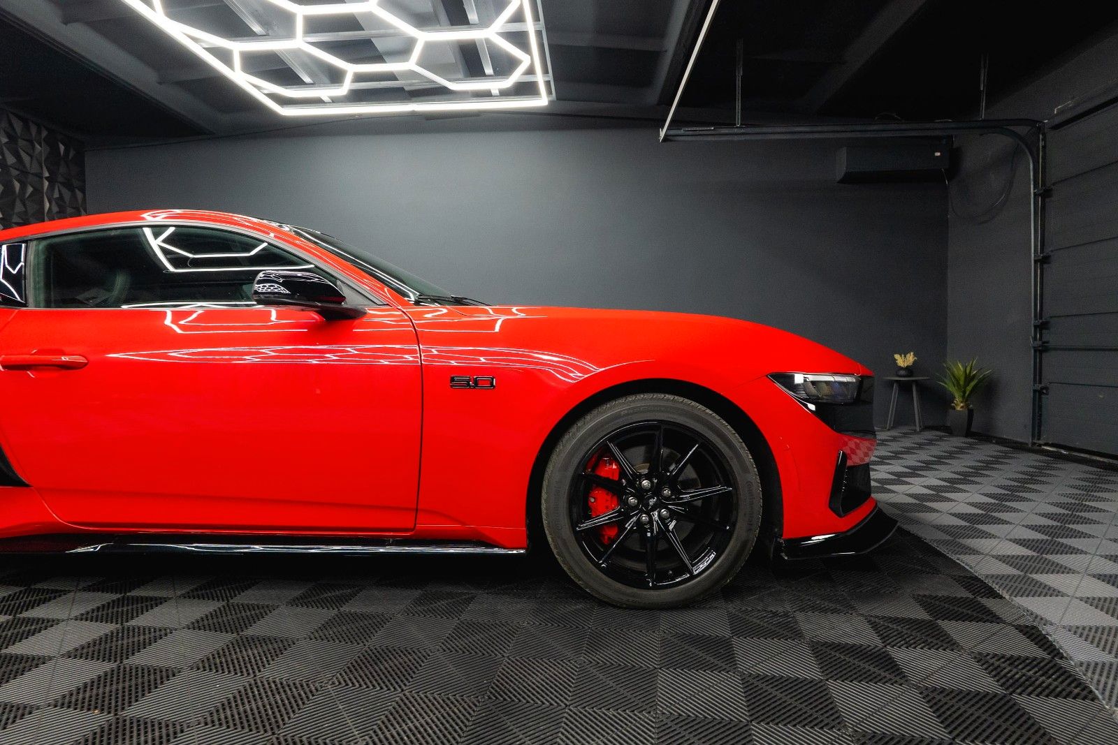 Fahrzeugabbildung Ford Mustang Fastback 5.0 TiVCT V8 Dark Horse PREMIUM