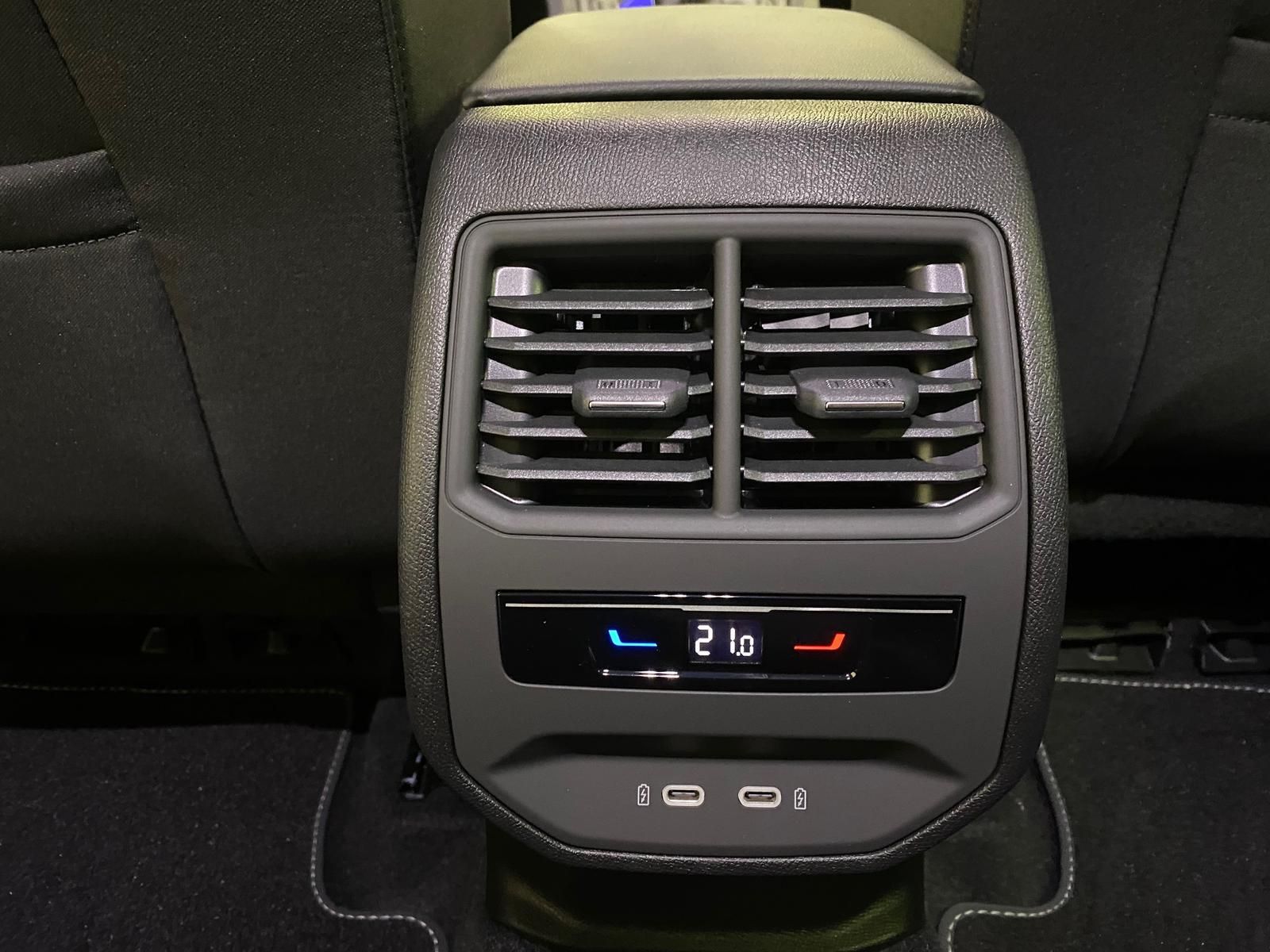 Fahrzeugabbildung SEAT Leon ST 1.5 TSI Style+5 Jahre GARANTIE++KAMERA++