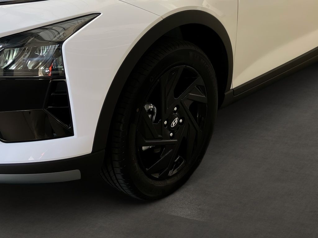 Fahrzeugabbildung Hyundai BAYON 1.0 T-GDI 6-MT Blackline Fernlichtass. LED