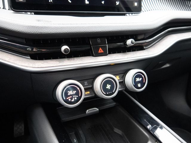 Superb Combi TDI 2.0 TDI 110kW L&K MATRIX-LED