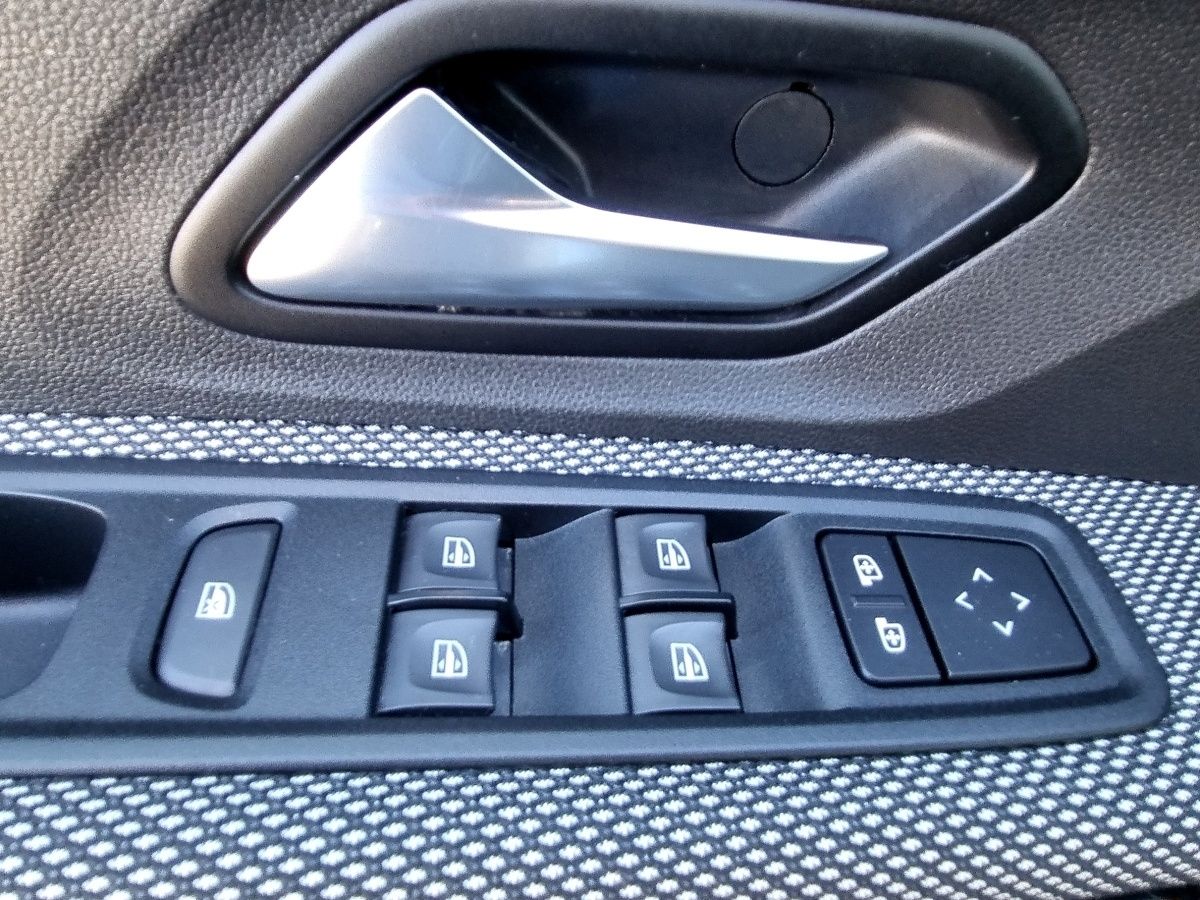 Fahrzeugabbildung Dacia Sandero Stepway Comfort TCe 90